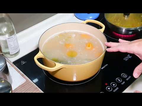 How to make chicken stock using chicken feet 鸡高汤