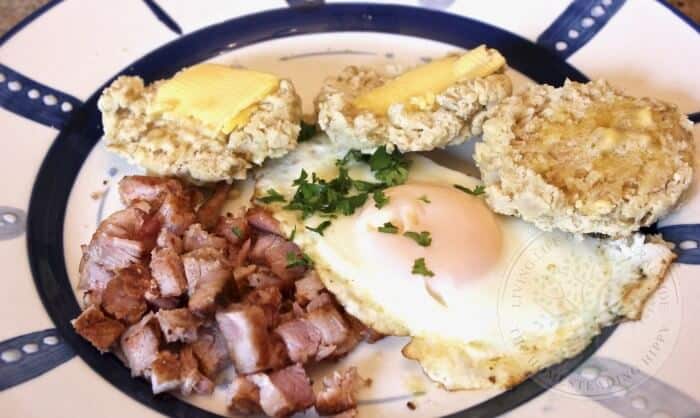 egg breakfast with bannocks