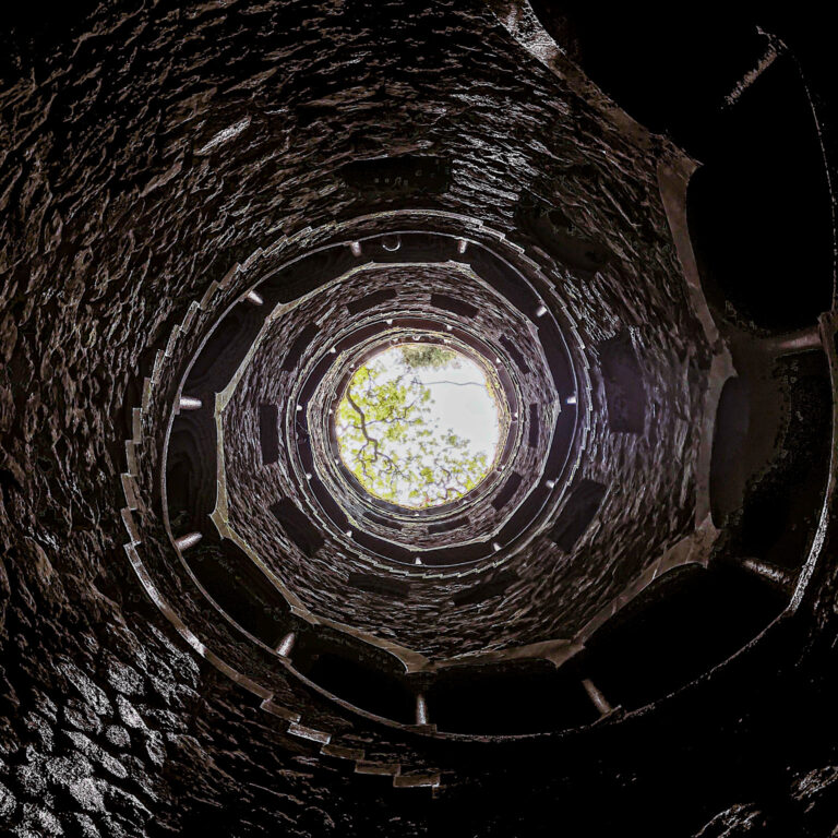 seeing the sky from the bottom of a well