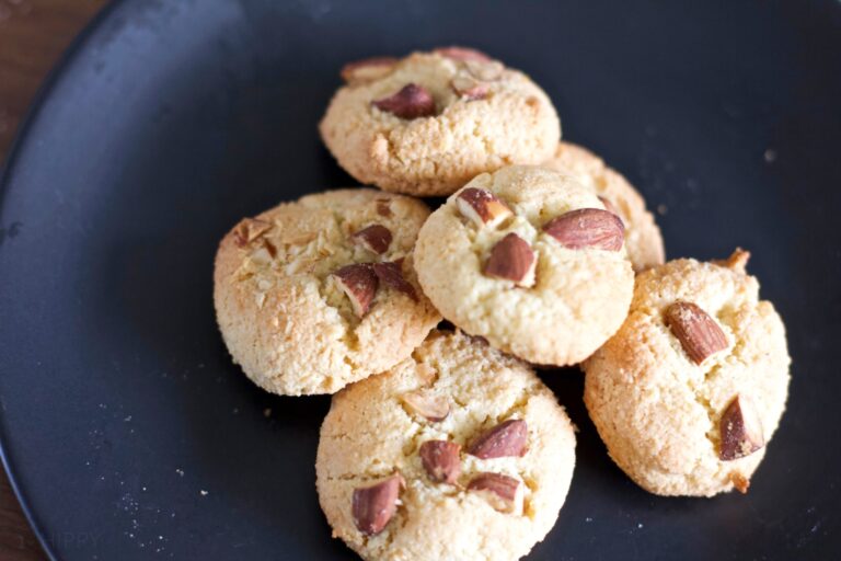 Swedish almond cookies