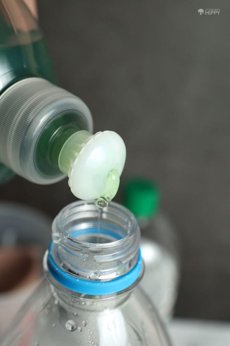 adding dish soap to fly spray